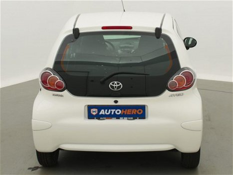 Toyota Aygo - 1.0-12V Comfort Navigator MU47253 | Navi | Airco | 5drs | Radio | MP3 | CD | AUX | - 1