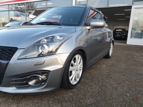 Suzuki Swift - 1.6 Sport UNIEK - 1