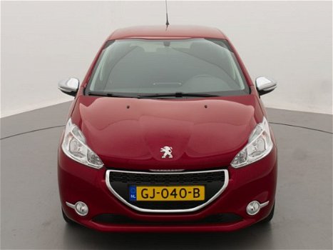 Peugeot 208 - 1.2 PureTech 82PK 5D Style | NAVI | CRUISE CONTROL | LM VELGEN - 1