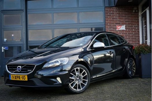 Volvo V40 - 2.0 D4 R-Design | harman/kardon | Cognac Leder | Trekhaak | 190 PK | - 1