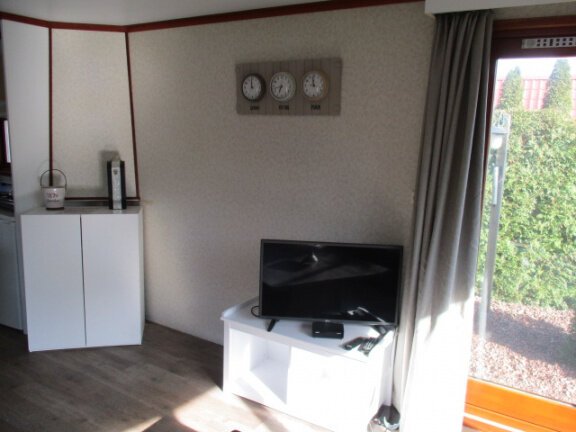 Camping Trimunt heeft direct gemeubileerde vakantiewoningen beschikbaar voor langere tijd.Gr/FR/DR - nr. 1