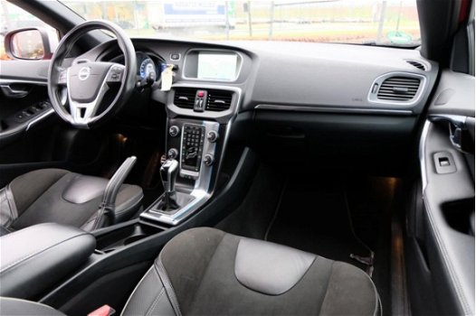 Volvo V40 - 2.0 D2 R-Design Business Xenon/Navi/Leder-Alcant - 1