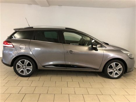 Renault Clio Estate - 1.5 dCi ECO Night&Day AIRCO NAVI BLUETOOTH CARKIT ELEK RAMEN CENT VERGR PRIVAC - 1