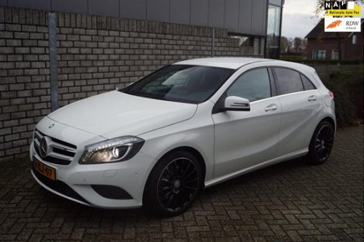 Mercedes-Benz A-klasse - 250 Prestige Sport Autom Leder Xenon Navi Clima PDC LMV - 1