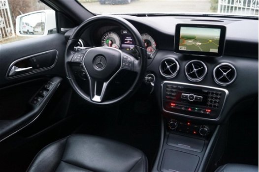 Mercedes-Benz A-klasse - 250 Prestige Sport Autom Leder Xenon Navi Clima PDC LMV - 1