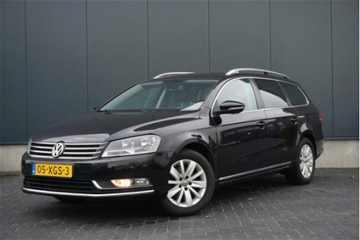 Volkswagen Passat Variant - 1.6 TDI Comfort Executive Line BlueMotion ZWART LEER STOELVERW. NAVI PDC - 1