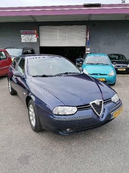 Alfa Romeo 156 Sportwagon - 2.0-16V T.Spark - 1