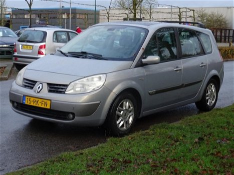 Renault Grand Scénic - 1.6-16V Privilège Luxe - 1