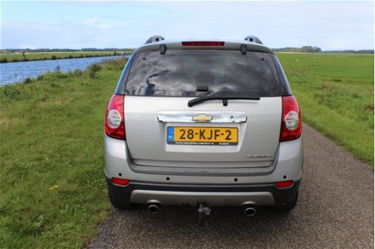 Chevrolet Captiva - 2.4i Style 2WD 7 persoons, navi, trekhaak - 1