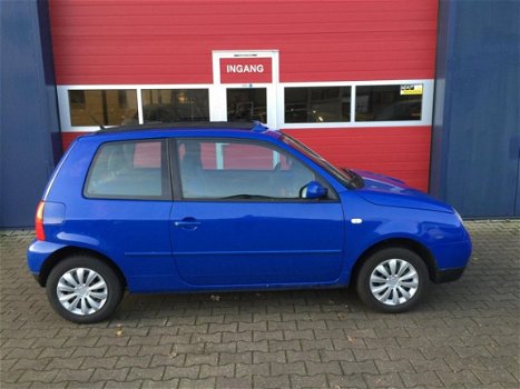 Volkswagen Lupo - 1.4-16V Trendline NIEUWSTAAT AUTO MET NW LINNEN DAK 92000 KM NAP NL AUTO - 1