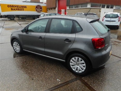 Volkswagen Polo - 1.4-16V Trendline 29.000km - 1