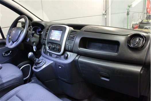 Opel Vivaro - 1.6 CDTI 116 pk L2H1 Imperiaal/Camera/PDC/Navi/Cuise/Airco/Trekhaak - 1