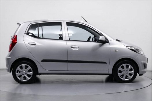 Hyundai i10 - 1.2 i-Drive Cool Automaat 9.268 km Airconditioning - 1