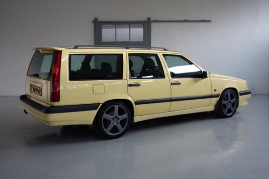 Volvo 850 - 2.3 T-5 R Cream Yellow , Stoelverwarming, schuifdak, handgeschakeld, 250pk - 1