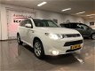 Mitsubishi Outlander - 2.0 PHEV Executive Edition * 1e Eig / Navigatie / Trekhaak - 1 - Thumbnail