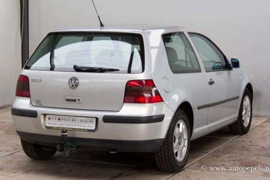 Volkswagen Golf - 1.9 SDI COMFORTLINE - 1