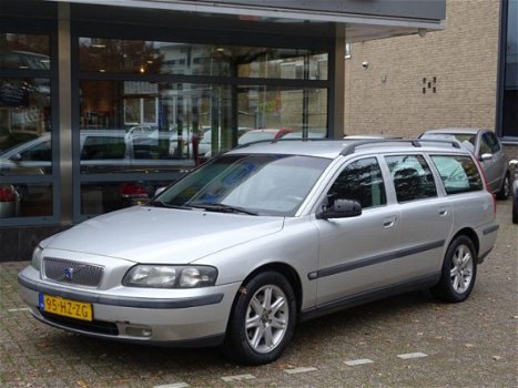 Volvo V70 - 2.4 D5 - 1