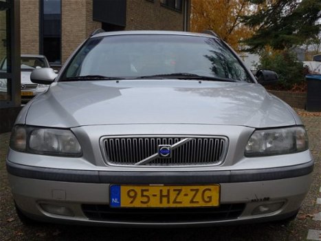 Volvo V70 - 2.4 D5 - 1