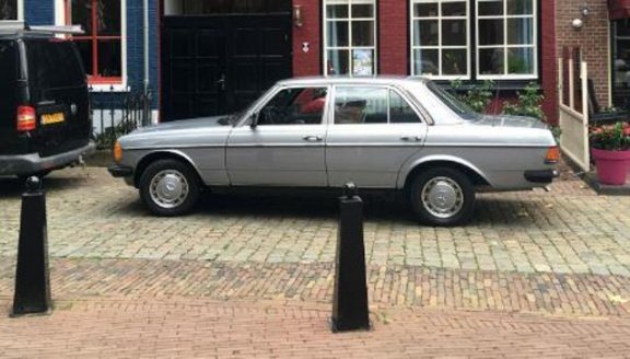 Mercedes-Benz 200-280 (W123) - 200-serie (200 08-1984 In originele staat Wolters auto's Didam - 1