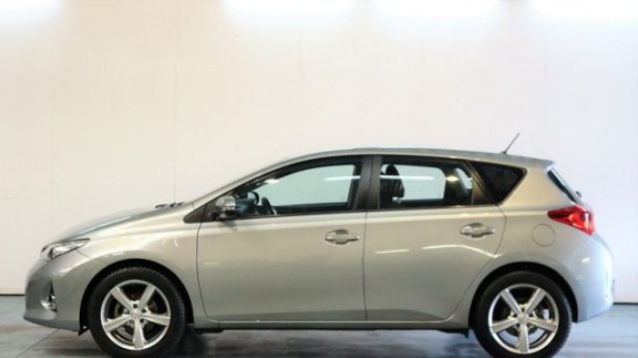 Toyota Auris - 1.6 VVT-i 132pk Now | Camera | Cruise Ctrl | Climate - 1