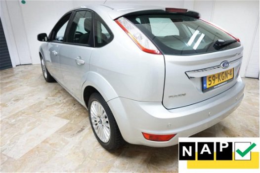 Ford Focus - 1.8 Limited ZONDAG ' s open van 12-tot 17 uur - 1