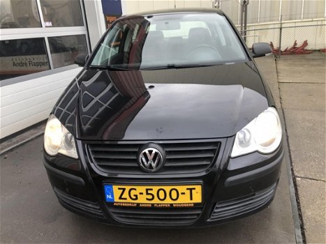 Volkswagen Polo - 1.4 63KW FSI - 1