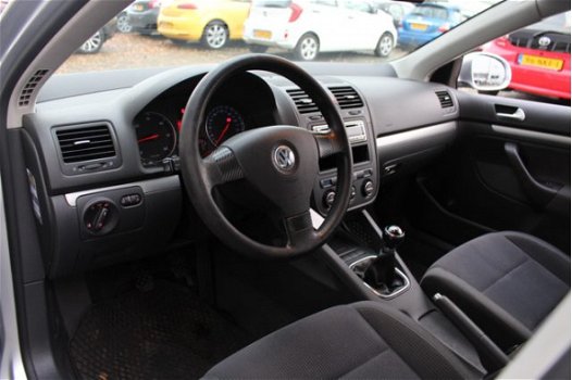 Volkswagen Jetta - 1.9 TDI Highline Trekhaak/Clima/Cruise/Nettestaat - 1