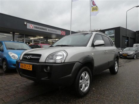 Hyundai Tucson - 2.0 I 2WD Dynamic CLIMATRONIC zeer goed onderhouden - 1