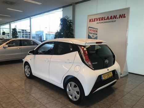 Toyota Aygo - 1.0 VVT-i x-play | Airco | Bluetooth | - 1