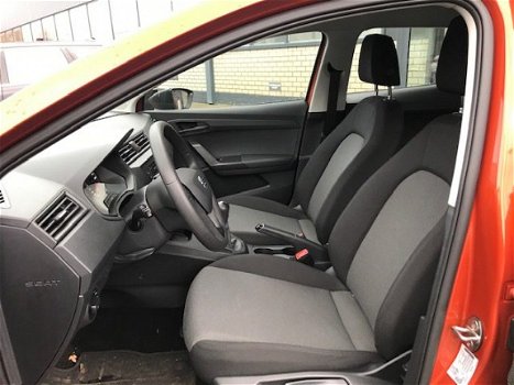 Seat Ibiza - 5-deurs 1.0 MPi 75pk Reference Leuke auto met hele leuke kleur - 1