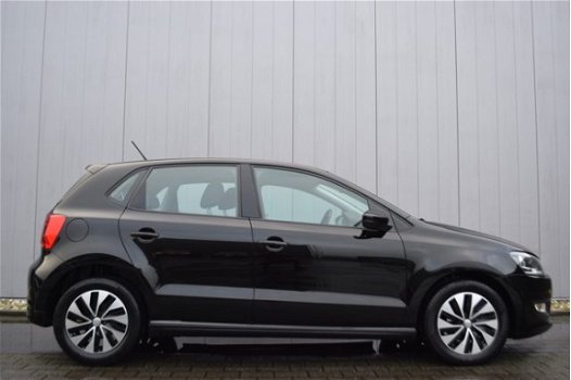 Volkswagen Polo - 1.4 TDi 5Drs BlueMotion Full Map Navi, Airco, 15 Inch LMV, Dealer Onderhouden - 1