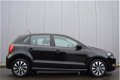 Volkswagen Polo - 1.4 TDi 5Drs BlueMotion Full Map Navi, Airco, 15 Inch LMV, Dealer Onderhouden - 1 - Thumbnail