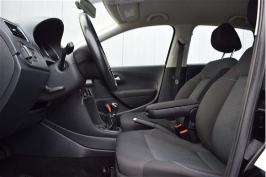 Volkswagen Polo - 1.4 TDi 5Drs BlueMotion Full Map Navi, Airco, 15 Inch LMV, Dealer Onderhouden - 1