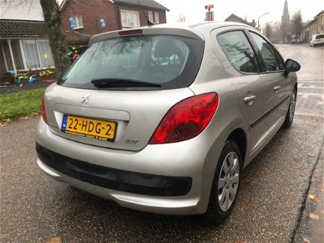 Peugeot 207 - 1.6 HDI 66KW 5DRS - 1