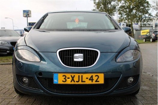 Seat Leon - 2.0 TDI Reference INRUIL KOOPJE Nieuwe Apk / Xenon / Navi / PDC / Cruise / Voll - 1