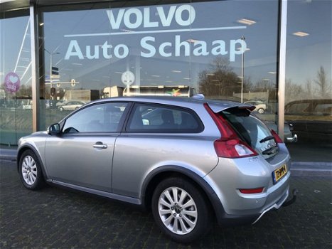 Volvo C30 - 1.6 D2 Professional Line Navigatie Telefoon Trekhaak Park assist - 1