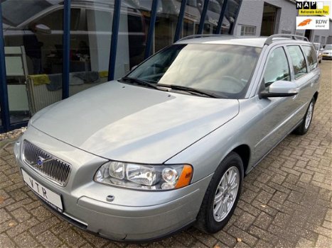 Volvo V70 - 2.4 Kinetic 170PK - 1