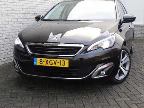 Peugeot 308 SW - 1.2 130PK PREMIERE XENON/LEER/PAN.DAK/CAMERA/TREKH - 1