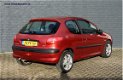 Peugeot 206 - 1.4 XR Airco Stuurbekrachtiging nieuwe apk - 1 - Thumbnail