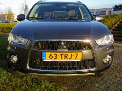 Mitsubishi Outlander - 2.0 Edition Two automaat - 1