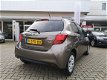 Toyota Yaris - 1.3 VVT-i 5-Drs Now Aspiration 99pk Rijklaar - 1 - Thumbnail