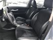 Toyota Auris - 1.8 Full Hybrid Executive Navi Clima Cruise PDC NL Auto - 1 - Thumbnail