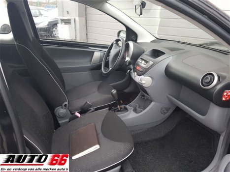 Peugeot 107 - 1.0-12V XS Elektrische ramen Apk tot 08-2020 (Inruil Mogelijk) (bj 2010) - 1