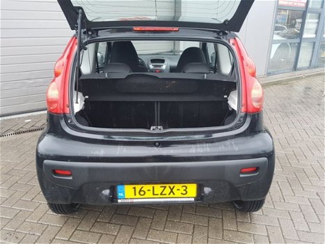 Peugeot 107 - 1.0-12V XS Elektrische ramen Apk tot 08-2020 (Inruil Mogelijk) (bj 2010) - 1