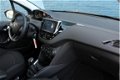 Peugeot 208 - 5drs 1.2 PureTech Blue Lion | Navigatie | Airconditioning | Parkeersensoren | - 1 - Thumbnail