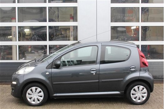 Peugeot 107 - 1.0 68PK ACTIVE 5D AUTOMAAT|AIRCO - 1