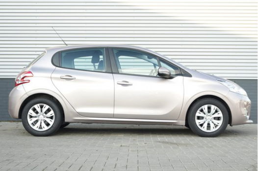 Peugeot 208 - ENVY NAVI CLIMA CRUISE PDC DEALERONDERHOUDEN 50DKM 82PK 5DEURS FINANCIEREN AL VANAF 2, - 1