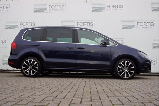 Seat Alhambra - 1.4 TSI Style 7p Geen import/ Panodak/ Navi/ Camera/ Elektr deur/ Trekhaak - 1