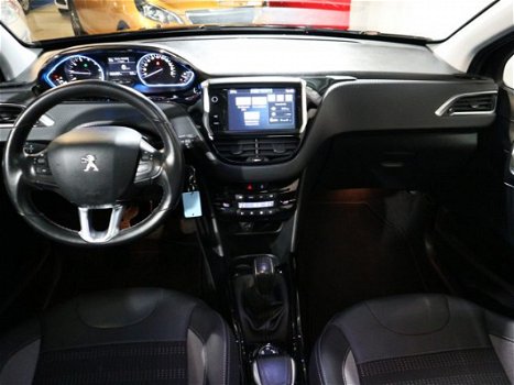 Peugeot 2008 - SUV 1.2 110 pk Allure | Grip Control | Camera | Trekhaak - 1