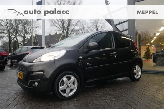 Peugeot 107 - 1.0 12V 68PK | BLACK&SILVER EDITIE| AIRCO | 5 DEURS | HALF LEDER | - 1